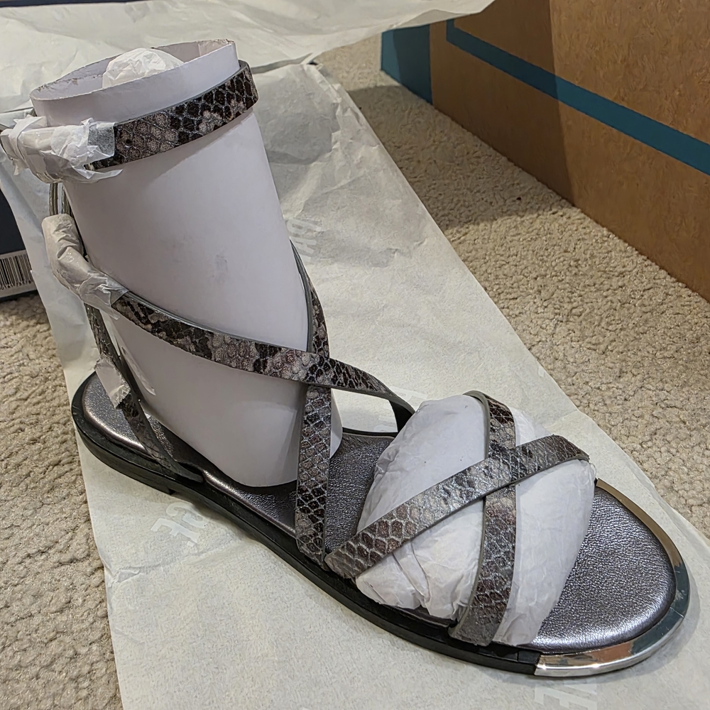 PAIGE Strappy Sandals - Picture 2 of 5